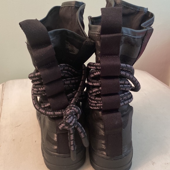 NWOT Nike Air Force 1 High boots AA 1128-002 - Picture 7 of 16